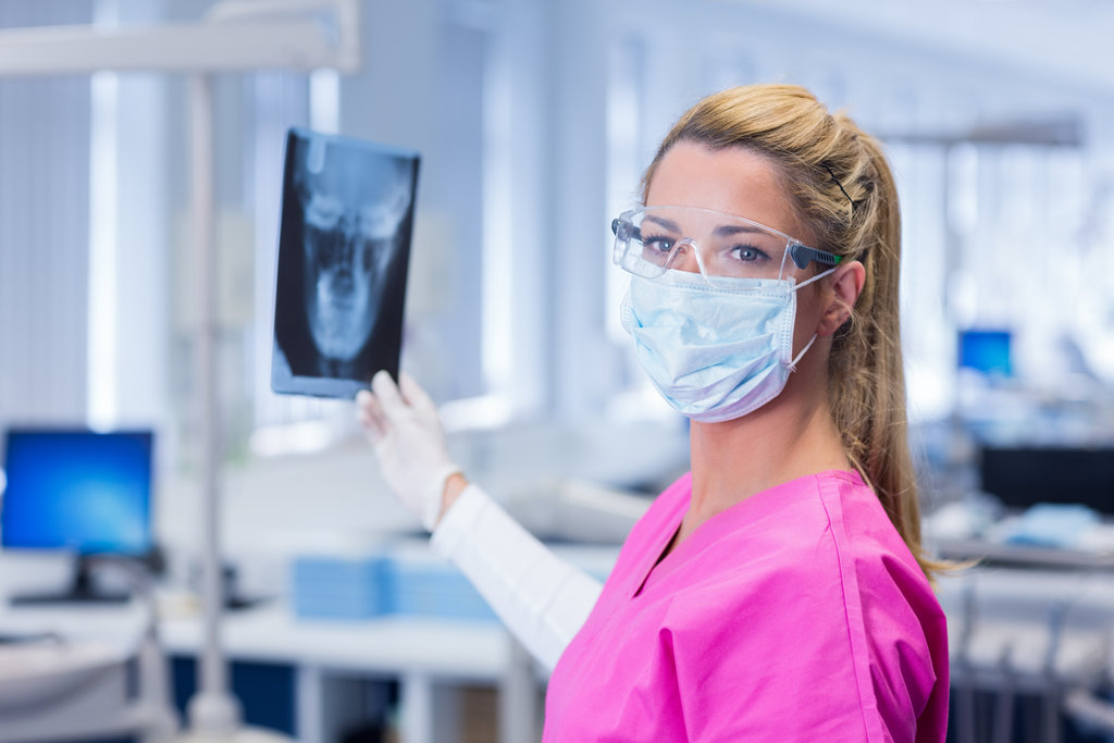 What to expect during your first visit to the orthodontist