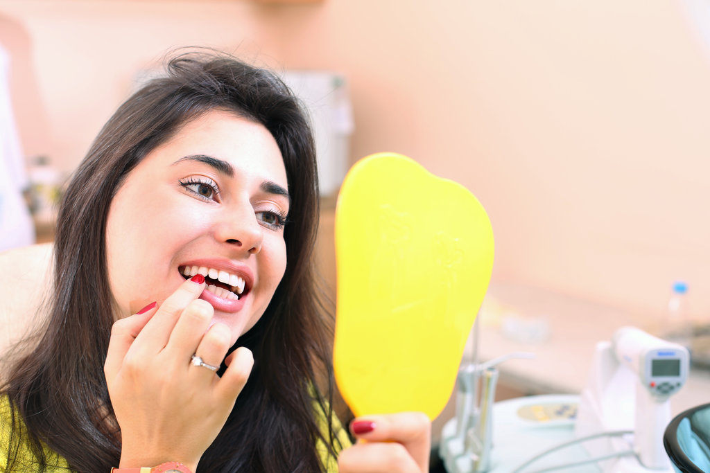 Side effects of dental implant surgery